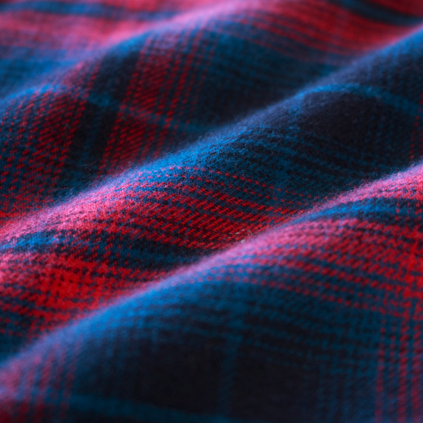 甘く撚った糸を贅沢に使用したフランネル素材(BLUE×PINK) 甘く撚った糸を贅沢に使用したフランネル素材(BLUE×PINK)