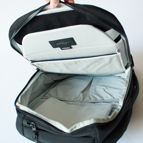 メインコンパートメント メインコンパートメント