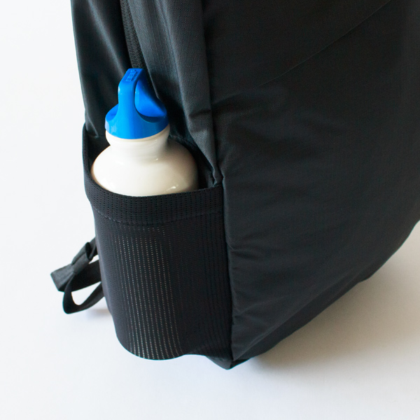 サイドポケット付き