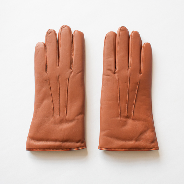 柔らかな光沢を放つ上質なヘアシープ