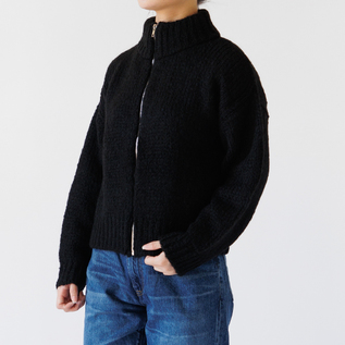 BLACK、身長:160cm BLACK、身長:160cm