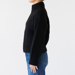 BLACK、身長:160cm BLACK、身長:160cm