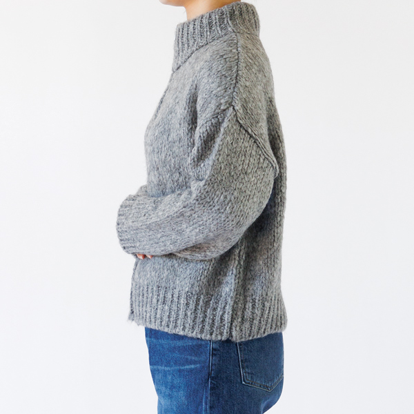 GREY、身長:160cm GREY、身長:160cm