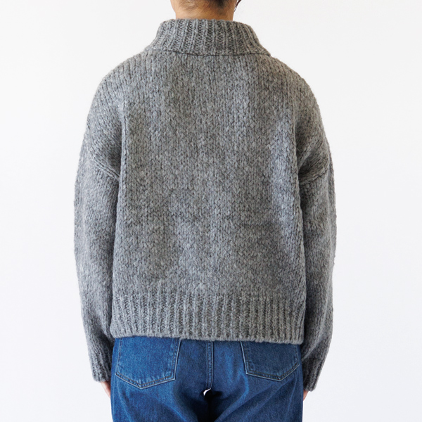 GREY、身長:160cm GREY、身長:160cm