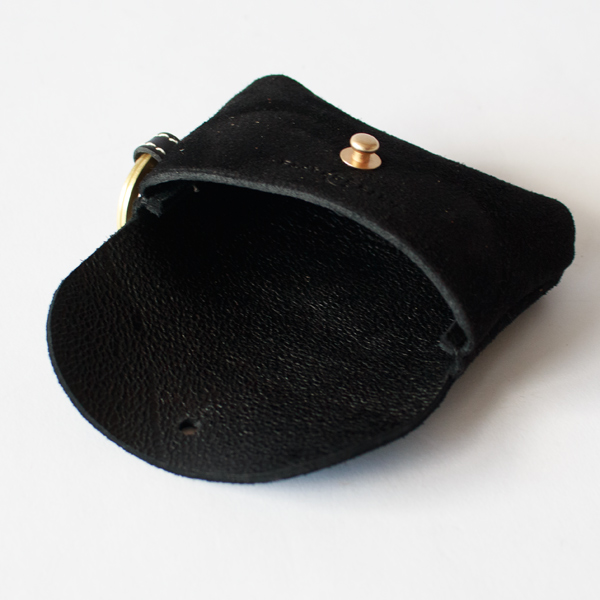 内側は滑らかな銀面(BLACK) 内側は滑らかな銀面(BLACK)