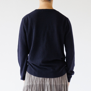 Navy、身長:163cm Navy、身長:163cm