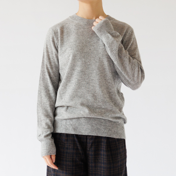 Light Grey、身長:163cm Light Grey、身長:163cm