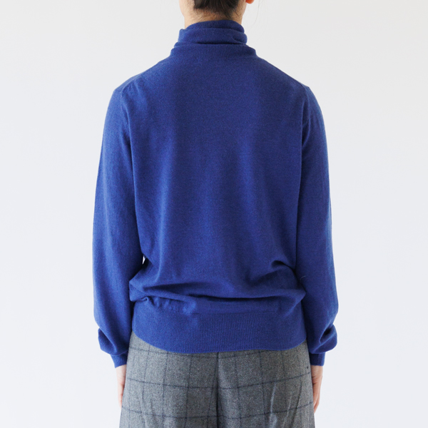 Royal Blue、身長：163cm