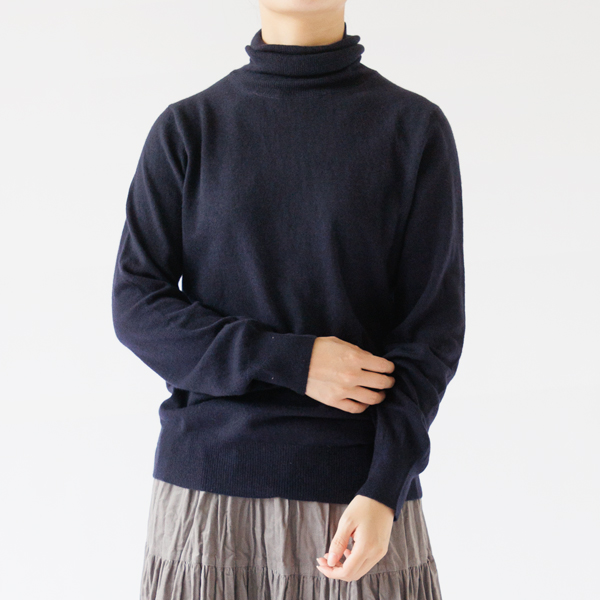 Navy、身長：163cm