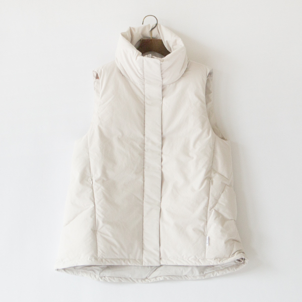 スタンドカラーダウンベスト(Ivory)