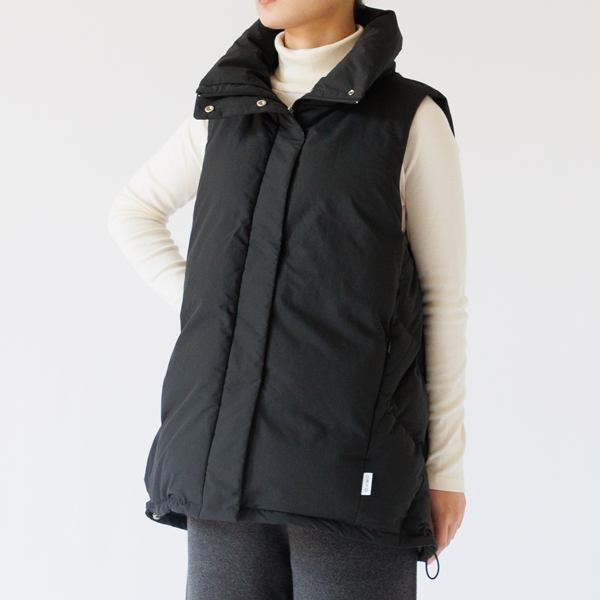 Black、身長：163cm