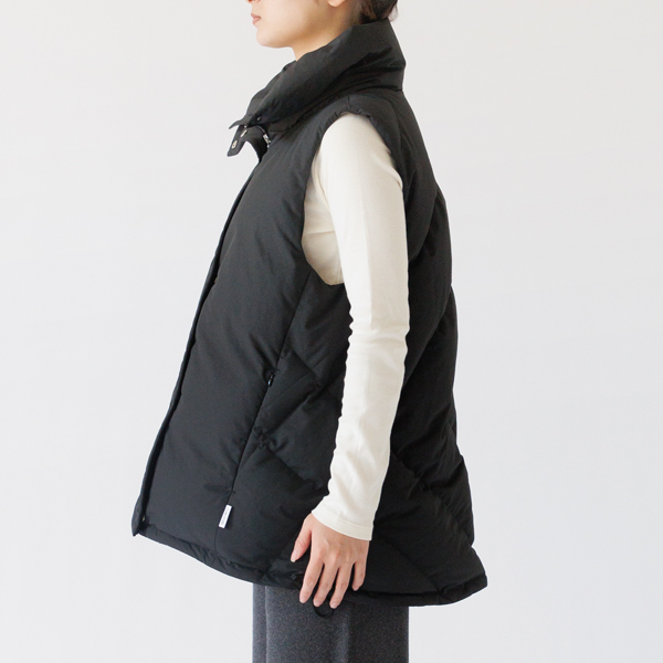 Black、身長：163cm