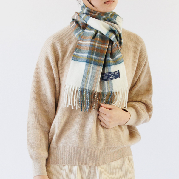 タータンチェックマフラー（MUTED BLUE STEWART）