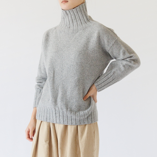 タートルネックセーター (COYOTE)身長163cm タートルネックセーター (COYOTE)身長163cm