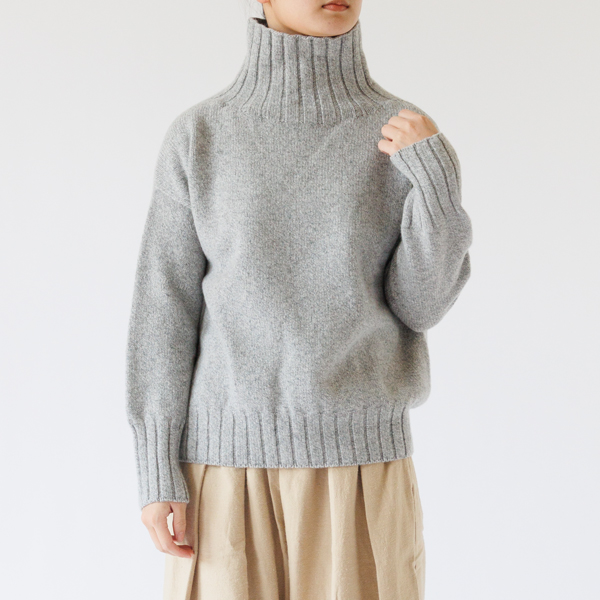 タートルネックセーター (COYOTE)身長163cm タートルネックセーター (COYOTE)身長163cm