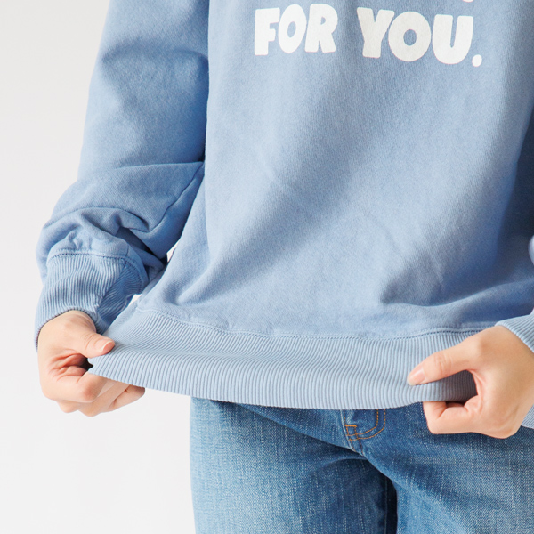 袖口と裾には針抜きリブを採用 袖口と裾には針抜きリブを採用