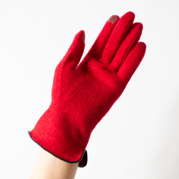 タッチスクリーン対応の刺繍(RED) タッチスクリーン対応の刺繍(RED)