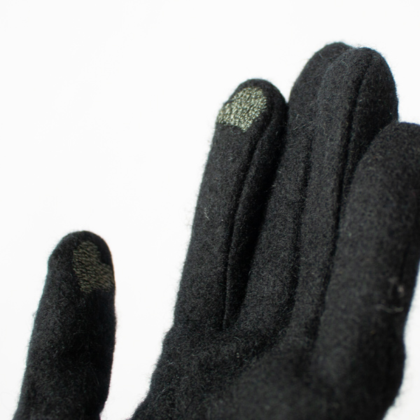 タッチスクリーン対応の刺繍(BLACK) タッチスクリーン対応の刺繍(BLACK)