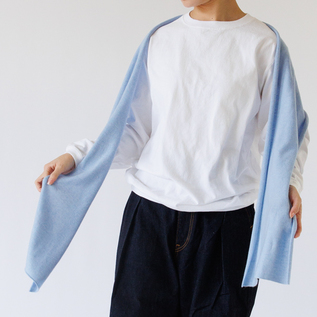 薄手なので軽くて暖かい(PALE BLUE) 薄手なので軽くて暖かい(PALE BLUE)