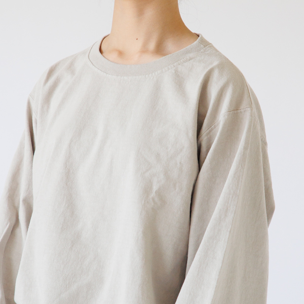 少し大きめサイズをゆるっと着て（XL・身長163cm）