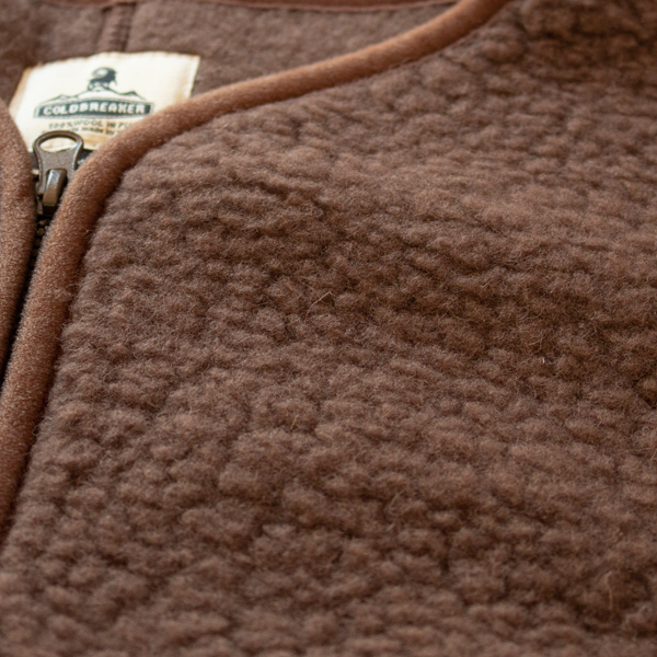 外側はもこもことした質感で保温性も抜群