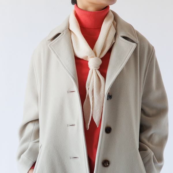 マフラーのように暖かいスカーフ(CREAM)