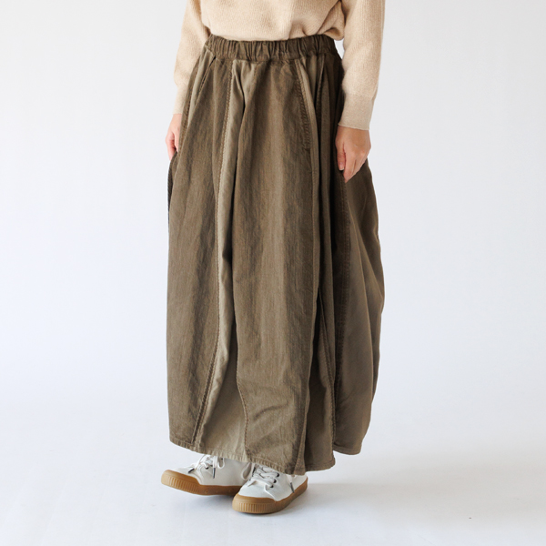 身長163cm・カーキ