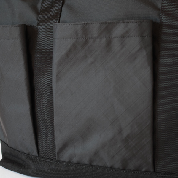 三つのポケット(BLK)