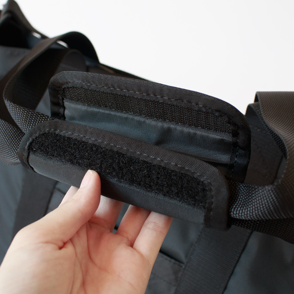 持ちやすいハンドル(BLK)