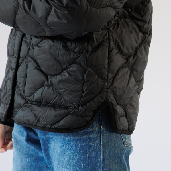 サイドスリット(CHA WM) サイドスリット(CHA WM)