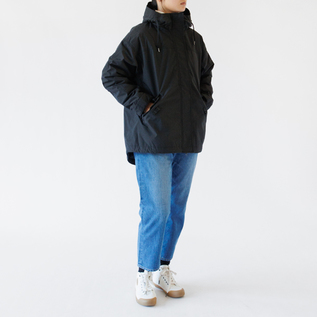 2枚を重ね着・身長163cm(CHA WM) 2枚を重ね着・身長163cm(CHA WM)
