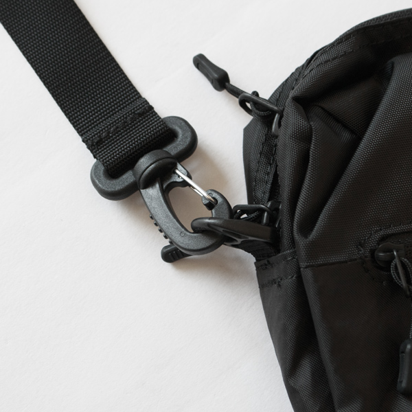 ショルダーはつけ外し可能(BLK) ショルダーはつけ外し可能(BLK)