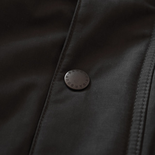 ジップに加えて、スナップボタンで風をシャットアウト (NAVY/36) ジップに加えて、スナップボタンで風をシャットアウト (NAVY/36)