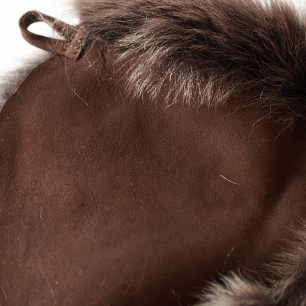 裏側は滑らかな手触り(BRISA TOSCANA EBONY)