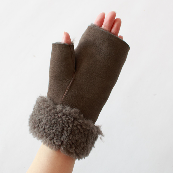 指なしシープスキンミトン TUBE MITTEN(FRENCH MERINO-CROMITA)
