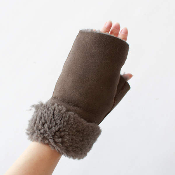 指なしシープスキンミトン TUBE MITTEN(FRENCH MERINO-CROMITA)