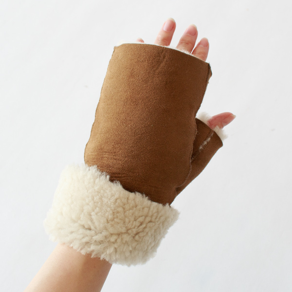 Owen Barry オーエンバリームートンシープスキンミトン未使用タグつき 指なしシープスキンミトン TUBE MITTEN／Owen Barry（オーエンバリー