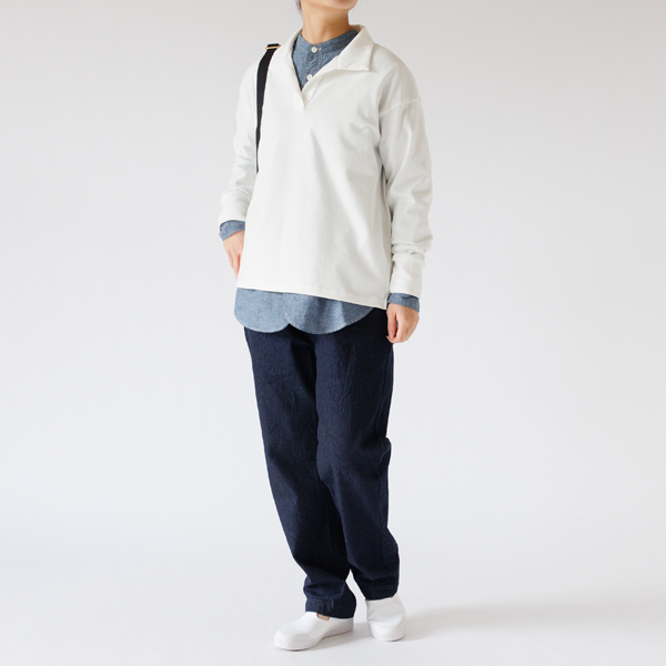 身長163cm・OFF WHITE