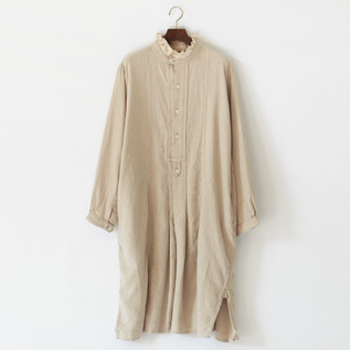 フリルスタンドカラードレス