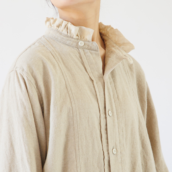 フリルが特徴的(身長163cm・NATURAL) フリルが特徴的(身長163cm・NATURAL)