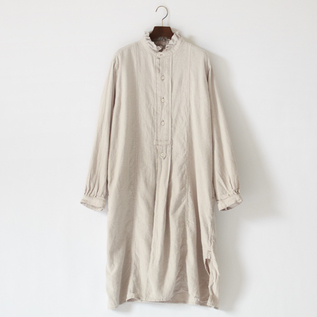 フリルスタンドカラードレス