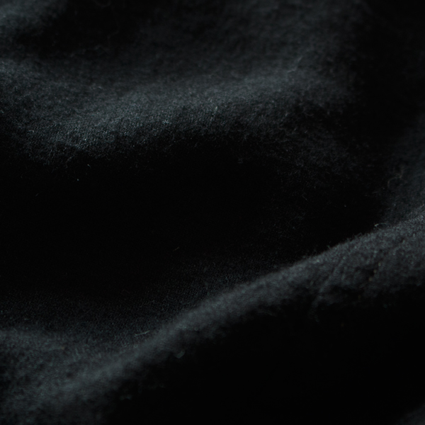 リネンの通気性とコットンの柔らかさを併せ持つ(BLACK) リネンの通気性とコットンの柔らかさを併せ持つ(BLACK)