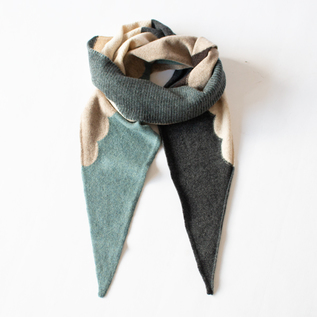 ひし形ニットスカーフ