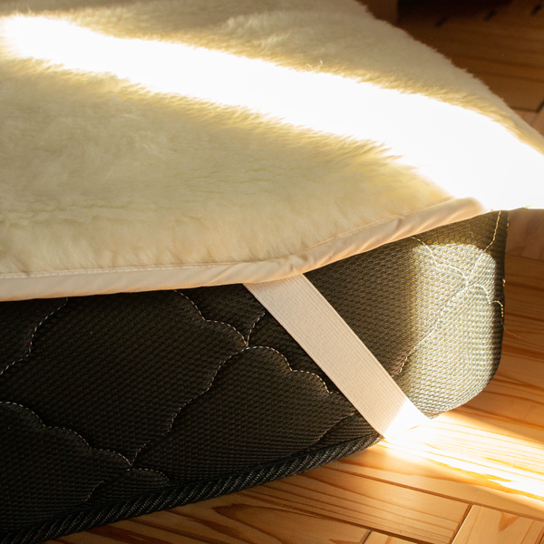 マットレスに取り付けられます