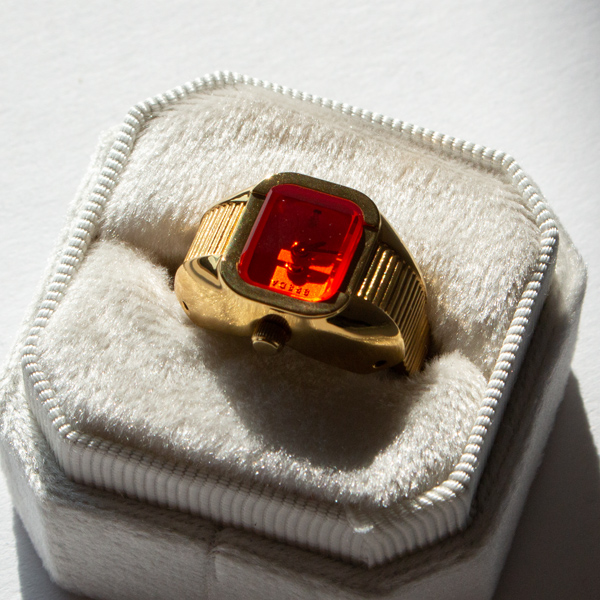 ジュエリーのように存在感のある「1755c」 ジュエリーのように存在感のある「1755c」