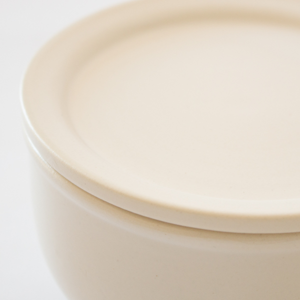 焼き物ならではの温かみのある質感 焼き物ならではの温かみのある質感