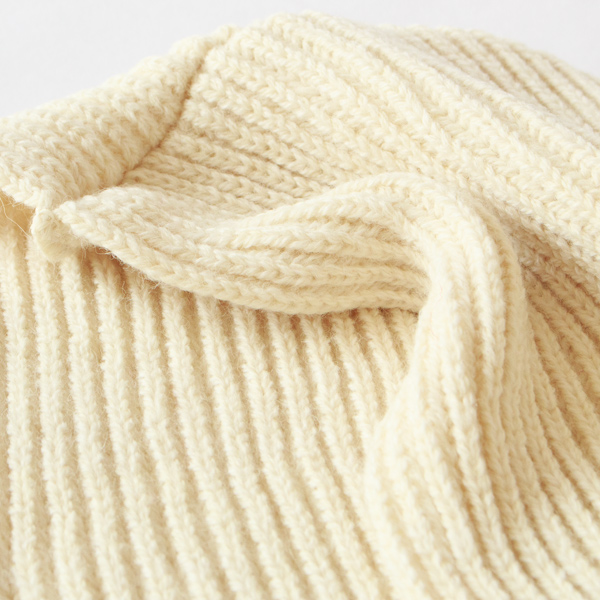 柔らかくしなやかな肌触り(WHITE)