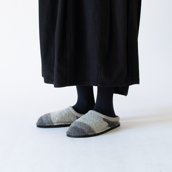 ダスティー ストーングレー ダスティー ストーングレー