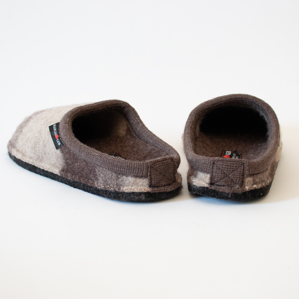 踵カップがしっかりとした履き心地に 踵カップがしっかりとした履き心地に