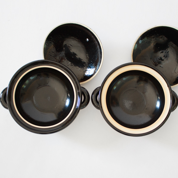 釉薬の塗り方には個体差異がありますことをご了承ください。（画像は6号サイズ）